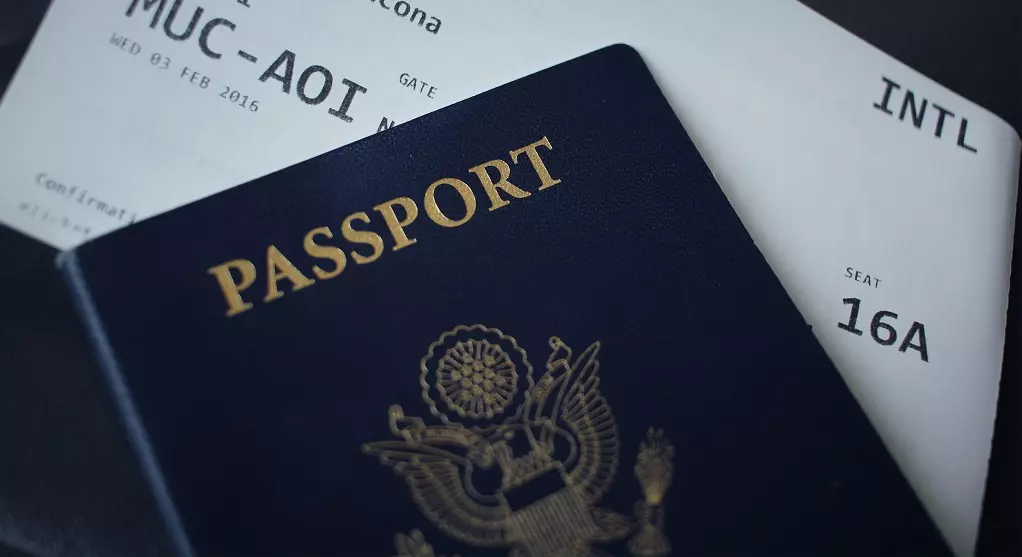 United Airlines Name Change Policy, Name Correction Fee and Waiver