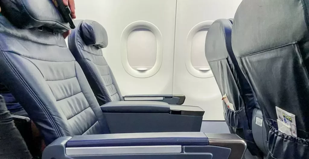 AirPolicyGuide-do spirit have first class