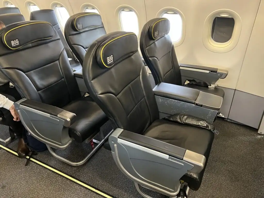 AirPolicyGuide-first class on spirit airlines